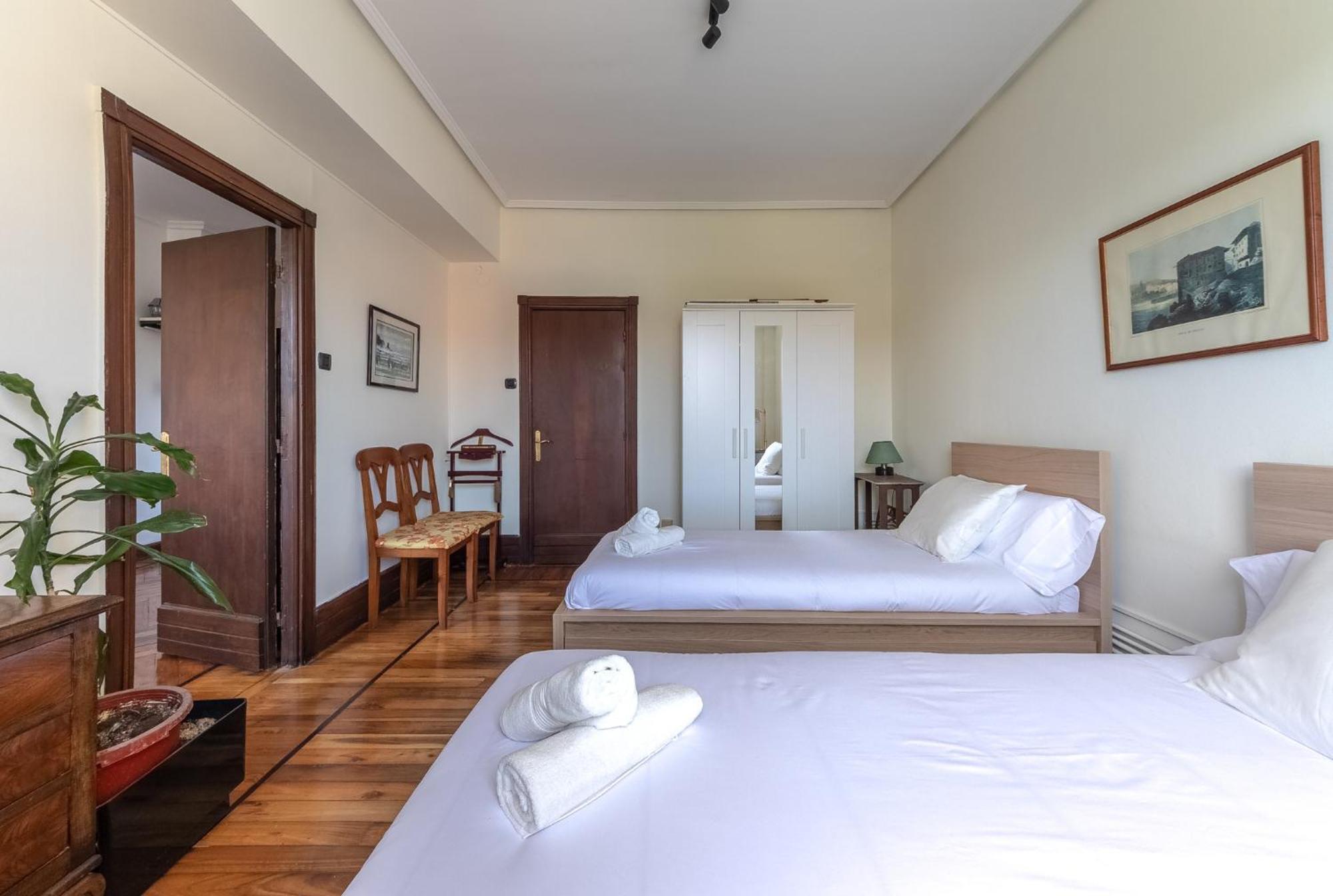 Apartamento Con Vistas A La Ria Bilbao Luaran gambar